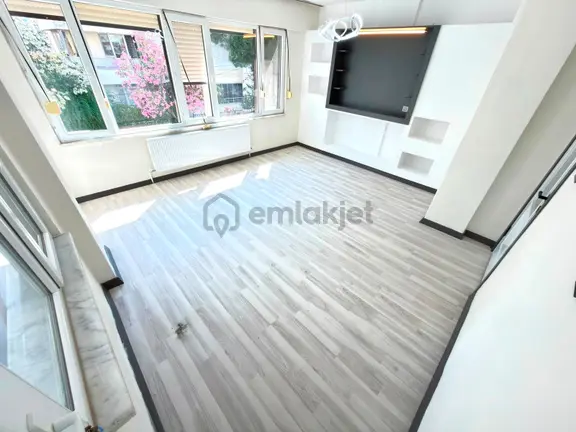 Referans'tan Akçay'da Denize 200 Mt Ara Kat Ön Cephe 2+1 Daire 2