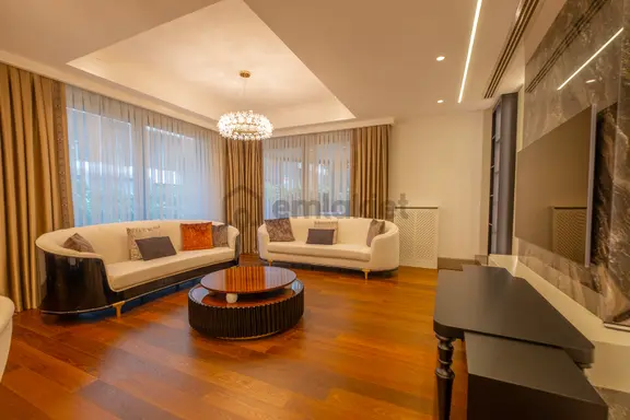 Koru Florya'da Lüks Yapılı 210 M² 3+1 Özel Peyzaj Katı Daire 1