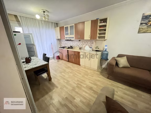 Ergünden Pirireiste Asansörlü Satılık Uygun Fiyata 3+1 Daire 1