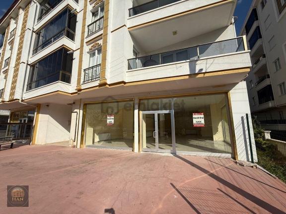 Han Gayrimenkulden Hasasta 150 M² Kiralık Dükkan 2