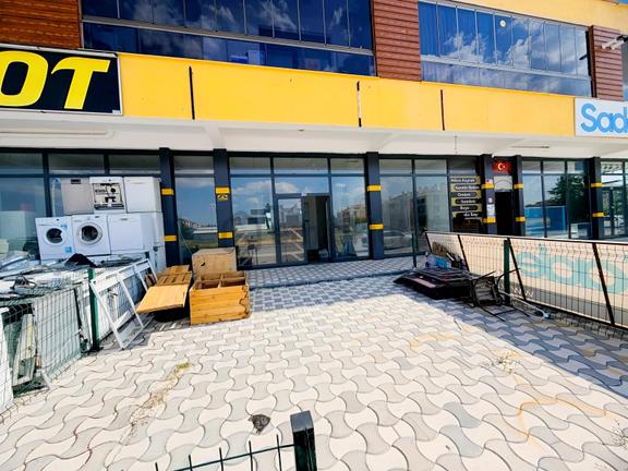 Kosova Mah. Opet Petrol Yanı, Önü Ferah 80 M2 Kiralık Dükkan 2