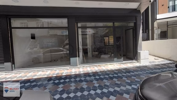 Zeytinburnu Nuripaşa Mah.85 M2 Sıfır Satılık Mağaza 2