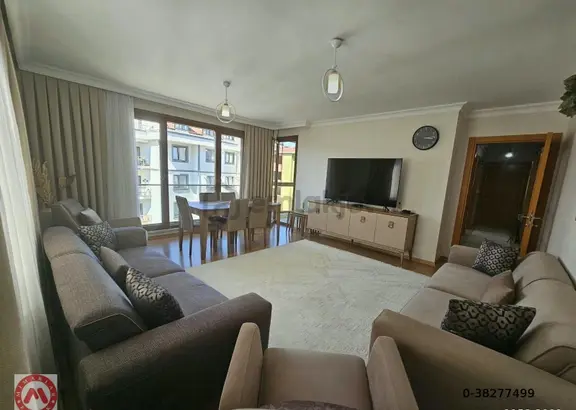 Zümrütevler 7 Yıllık Binada İskanlı Kapalı Otoparklı 110m2 3+1 2