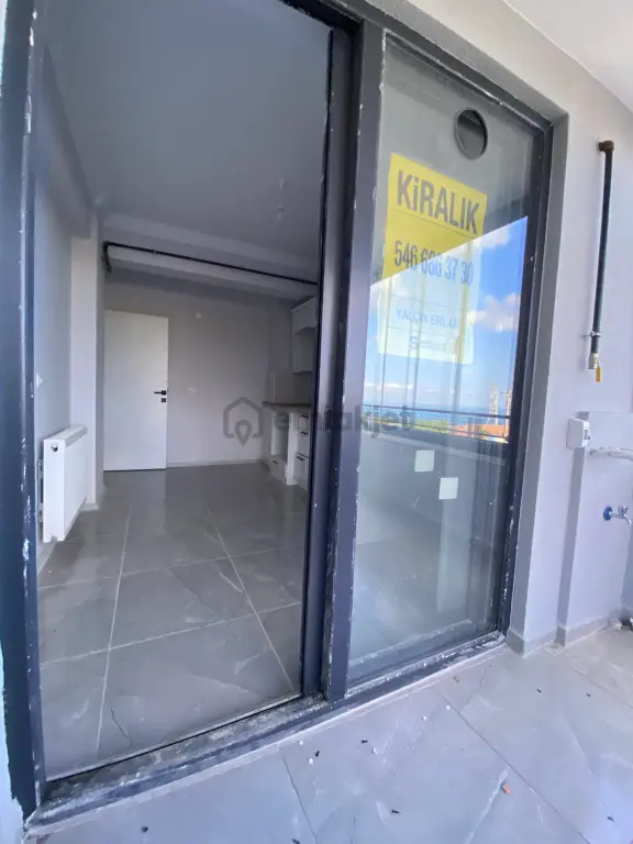 Dolmuş Güzergahına Cephe Sıfır 2+1 Daire 2