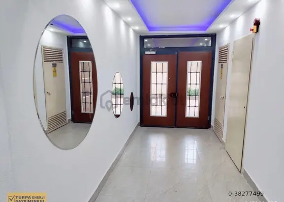Site İçinde Geniş Balkonlu Satılık 1+1 Daire 2
