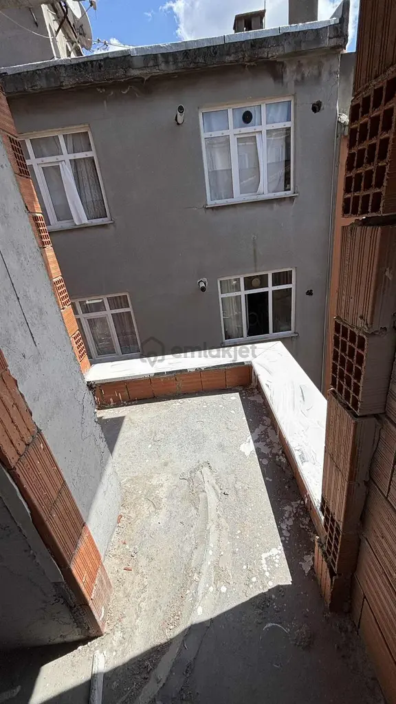 Sarmaşık Sokak Ta 3+1,6.kat,ön Cephe,2 Aya Teslim 2