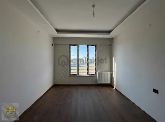 Özcan Ata Gayrimenkulden Fatih Mah.3+1 Sıfır Kombili Daire 2