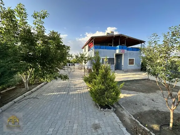 Yeşilhisar Kesik'te Tek Tapulu, Ahırlı Satılık Çiflik Evi 2