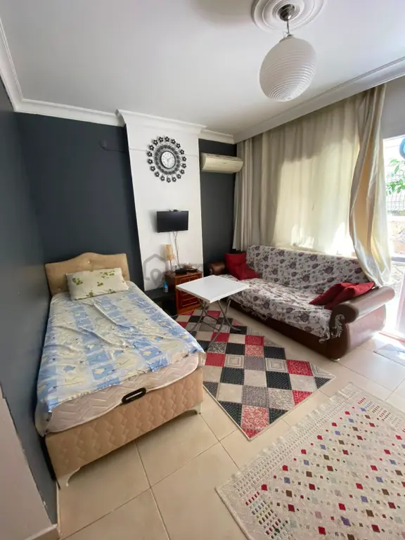 Sarımsaklı’da Yıllık Kiralık Stüdyo Daire 1