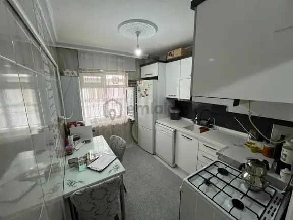 Merkezi Konumda Cd Dibi 3+1 110m² 1.kat Masrafsız Fırsat Daire.! 2
