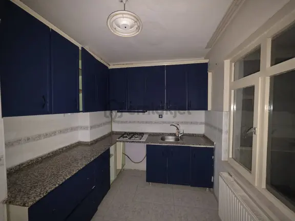 Balıkesir Altıeylül Bahçelievler De Demirdağ Emlak Tan 2+1 Kombili Ara Kat Daire. 1