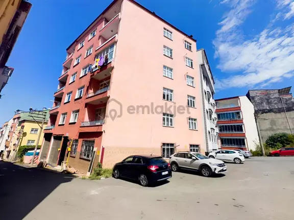 Pelitlide Dükkan Projeli 3+1 Uygun Satılık Daire 1