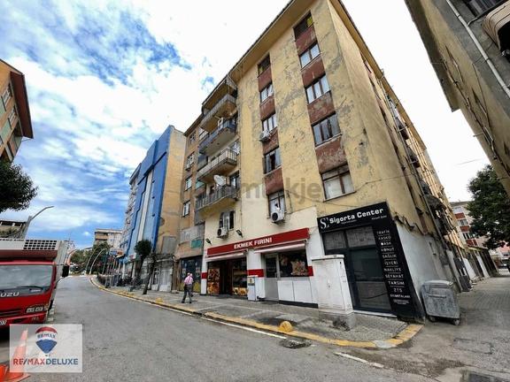 Derince Merkez'de 160 M'2 Satılık 3+1 Manzaralı Daire 1
