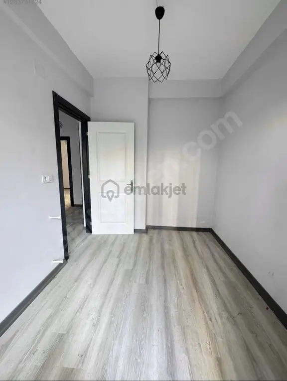 Adana Sarıçamda Osmamgazide 2+1 Kiralık Geniş Konforlu Fırsat Daire 1
