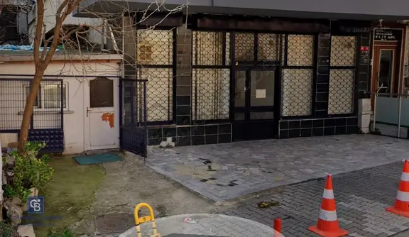 Kısıklı Çamlıcada Kiralık Depo-ofis Düz Girişli 120 M2 2