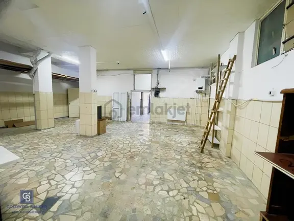 Kısıklı Çamlıcada Kiralık Depo-ofis Düz Girişli 120 M2 1