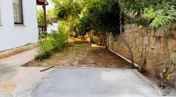 Akyaka'da Azmak Nehrine Yakın Doğa Manzaralı Kiralık Daire 2