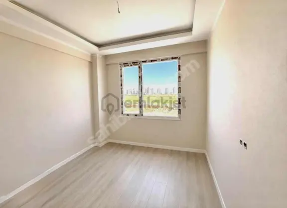 Elazığ Yolu Üzeri Zana Tech 1+1 Köşe Ve Arakat Daire!!! 2