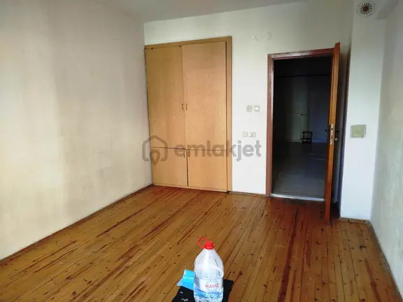 Baha'dan Meram Melikşah Mh. Geniş, Asansörlü Kiralık 3+1 2
