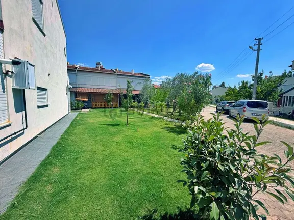 Yetkisi Uytundan Burhaniyede Denize 200 Metre Eşyalı 2+1 Villa 2