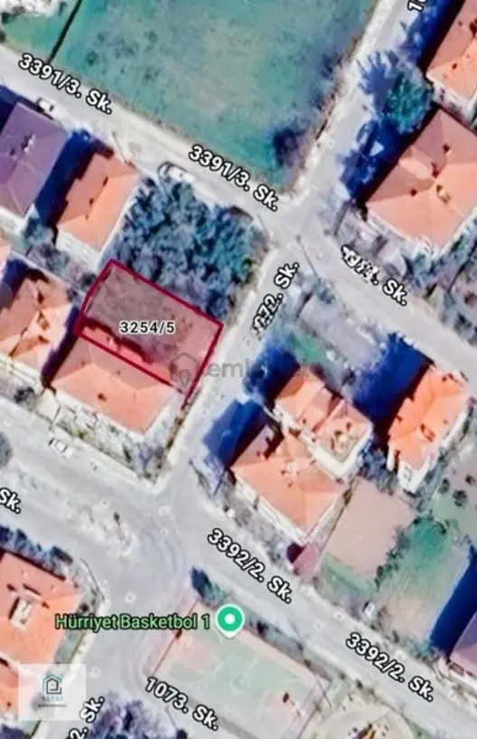 Kayhan Yüzme Havuzu Altında Fırsat Arsa 2