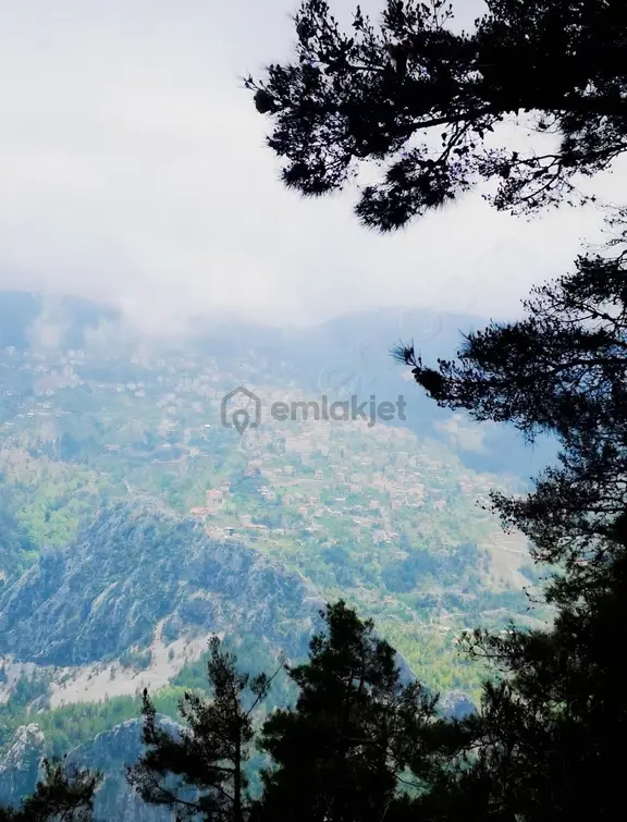 Eşşiz Satılık Müstakil Ev Yatağı Alanya Dereköy Yaylası 2