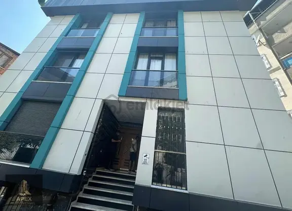 Telszilerde De Satılık 2+1 Büyük Tip Yeni Binada Zemin Kat 1
