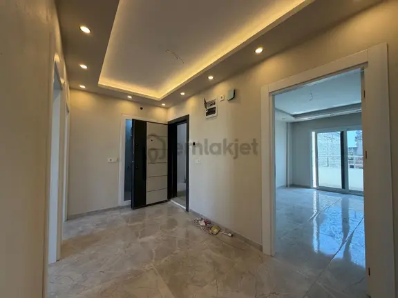 Arve’den Üç Ocak’ta 3+1 Lüks İçi Sıfır Yapılı Kiralık Daire 2
