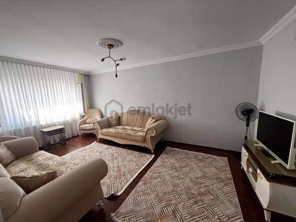 Mareşal Çakmak Mah. 2+1 120m2 Katta Full Yapılı 1