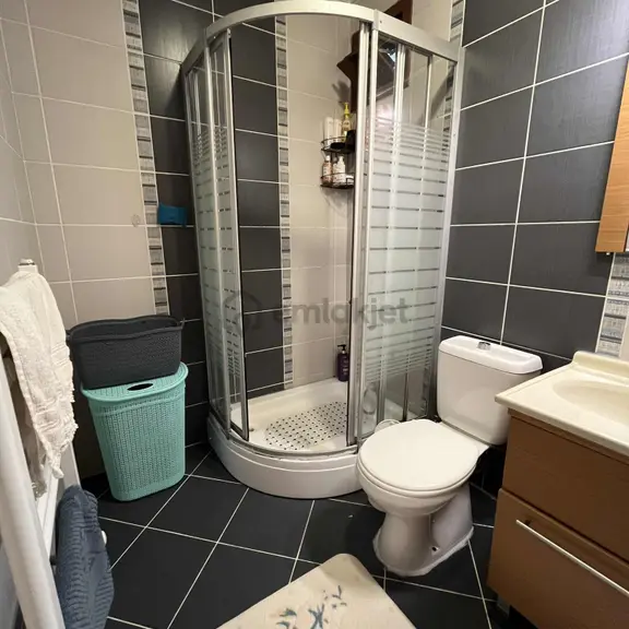 Ataşehir Küçükbakkalköy Sıfırdan Farksız Ebeveyn Banyo Ve Balkon 2