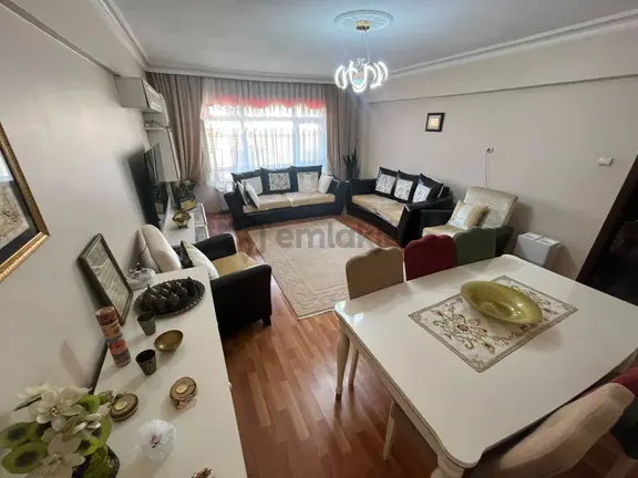 Andiçen Mh. Yapılı Ebeveyn Banyolu Asansörlü Satılık Daire 2