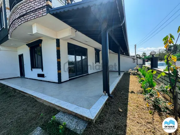 Sakarya Kocaali De Bugüne Özel Fiyat Geniş Bahçeli Satılık 5+1 Villa 2