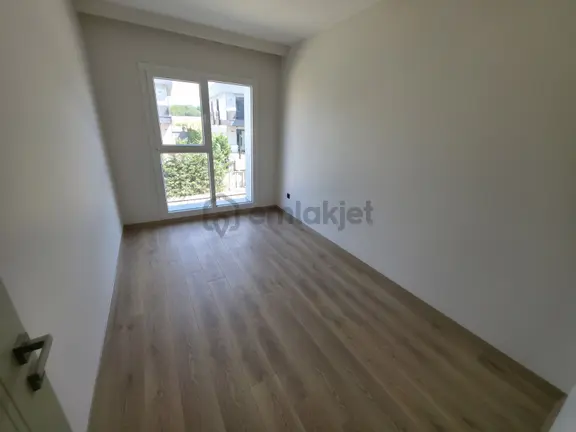 Büyükçekmece Lüks Aile Sitesinde Sıfır 3+1 Kiralık Daire 2