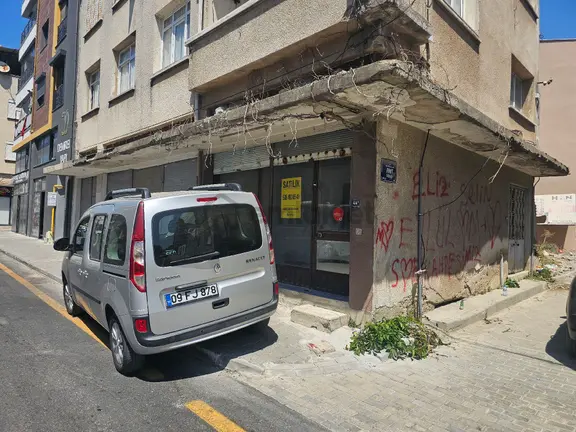 Söke Çeltikçi Mahallesinde Cadde Konumlu Satılık Dükkan 1