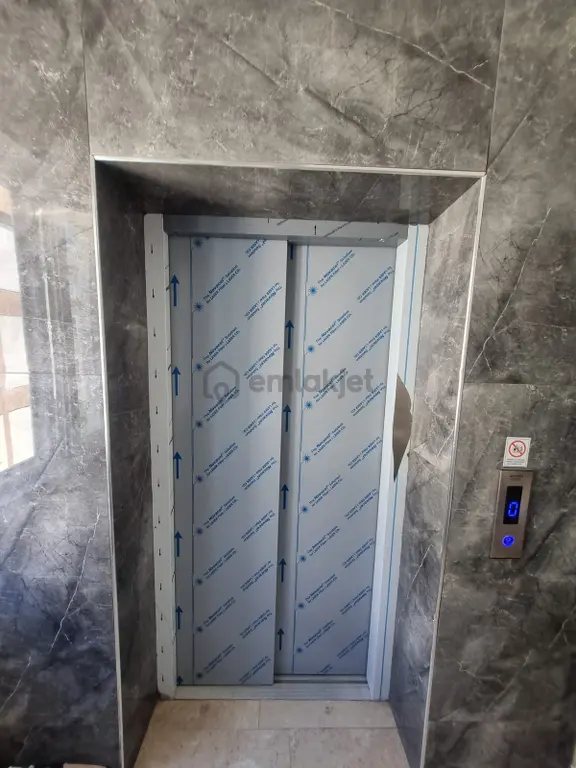 Poyraz'dan Ünsal Mh'de 2+1 100m² 1.kat Satılık Daire 2