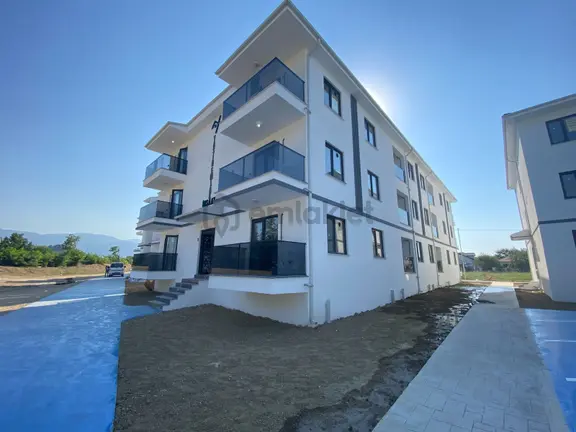 Bora Emlak'dan Yeni Mahalle'de Satılık 1+1 Daire 2