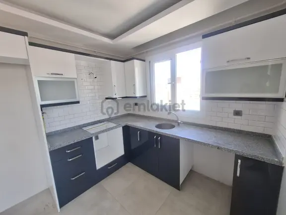 Sarıçam Emlak'tan Güzel Konumda Kiralık Geniş 3+1 Kombili Daire! 2