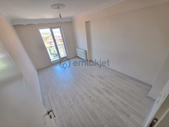 Akbal'dan Y.bayındır'da Asansör'lü Manzaralı 2'nci Kat 3+1 Daire 2
