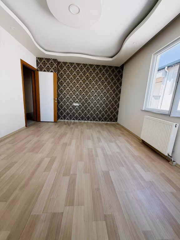 Kapaklının Merkezinde Satılık 2+1 Hazır Kiracılı Daire 1