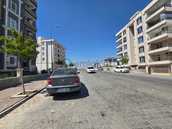 Kiralık 2+1 Giriş 2