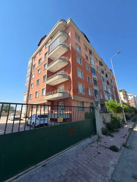 Hacıveyiszade Mh Arakat 2+1 Dairemiz Satılık 1