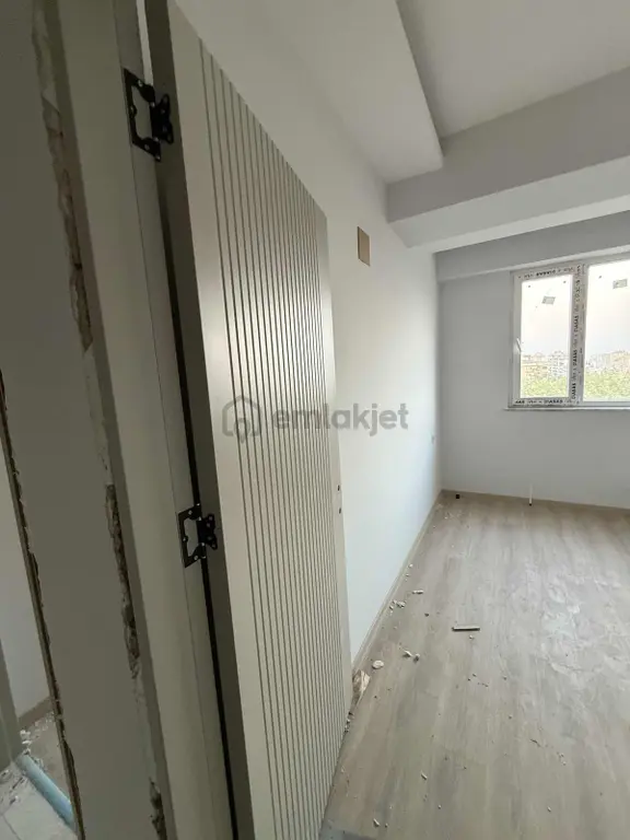 Tekzen Civarında Satılık Yeni 2+1 Daire 2