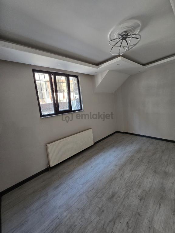 Ülgen İnşaattan Sultangazi Esentepe Mahallesinde 2+1 Satılık Bahçe Katı 1