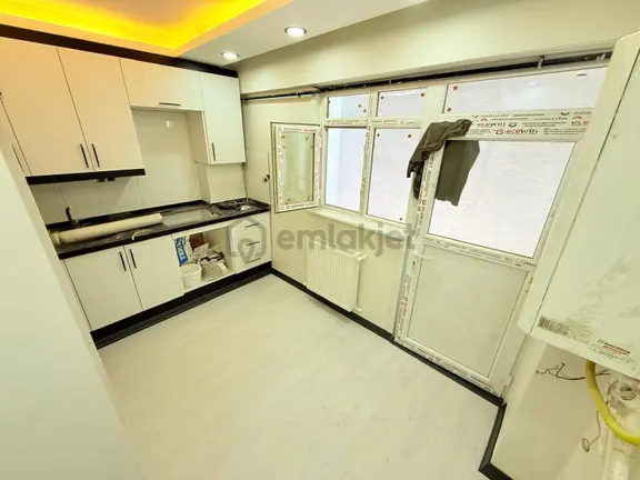 Pusula İnş.tan Eminev Ve Katılım Evlerine Uygun 110m2 2+1 Bahçe 2