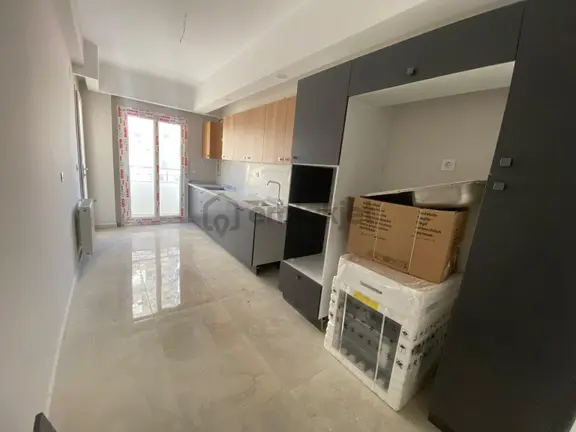 Kabasakalda Prestijli Sitede Sıfır 3+1! Geniş Yaşam Alanı! 1