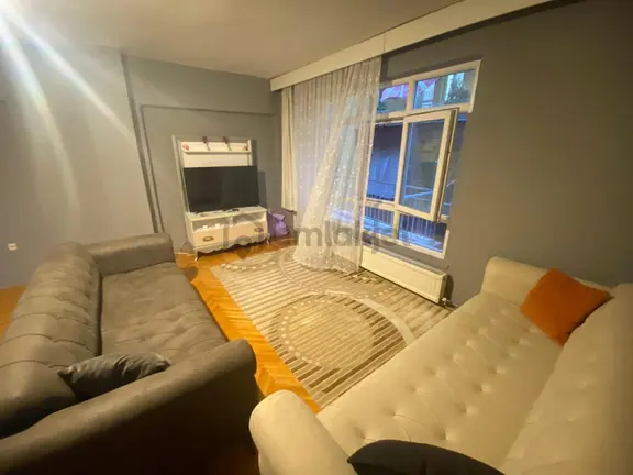 Uzman Emlak'dan Gata Hastanesi.-etlik Şehir-hastanesi Yakını Balkonlu Full Yapılı,full Eşyalı 2+1 1