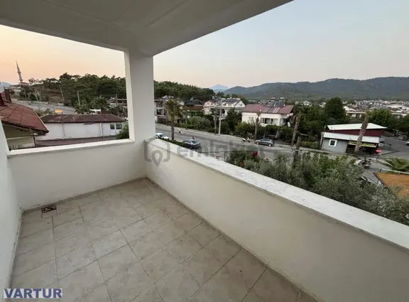 Fethiye Çiftlikte Geniş 3+1 Anayol Üzerinde Kapalı Mutfak 1