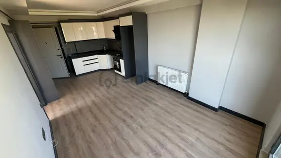 Süleymanpaşa'da Deniz Ve Havuz Manzaralı Lüks 1+1 2