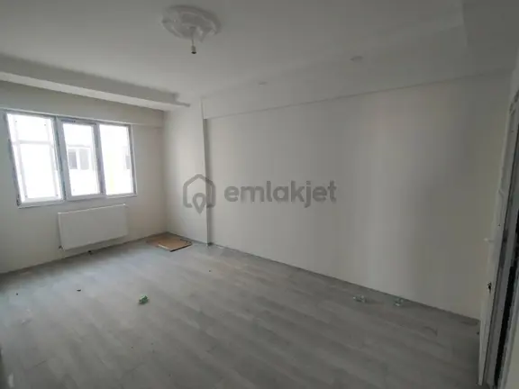 Erdemoğlunda Geniş Oturumlu Sıfır Lüx Daire 2