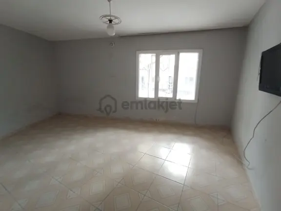 Mühendis Emlakta Karabağlar Yunus Emre Mah. 120 M2 Kiralık Daire 1